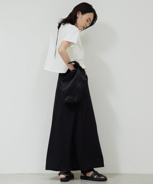 GALLARDAGALANTE（ガリャルダガランテ）の「クロップドTシャツ（Tシャツ/カットソー・レディース・ブラック/ホワイト・FREE）」の3枚目の写真