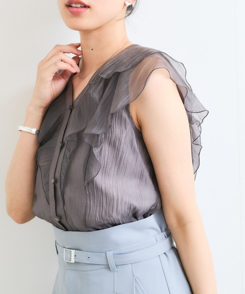 VIS（ビス）の「シアーラッフルフリルブラウス/通勤対応（シャツ/ブラウス・レディース・チャコールグレー/ピンク/ベージュ・FREE）」の8枚目の写真