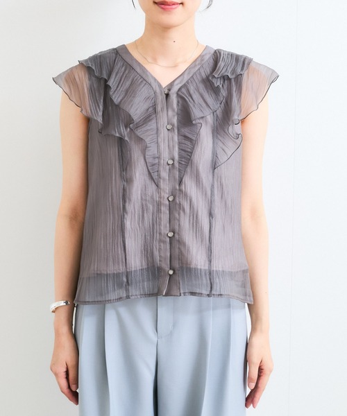 VIS（ビス）の「シアーラッフルフリルブラウス/通勤対応（シャツ/ブラウス・レディース・チャコールグレー/ピンク/ベージュ・FREE）」の6枚目の写真