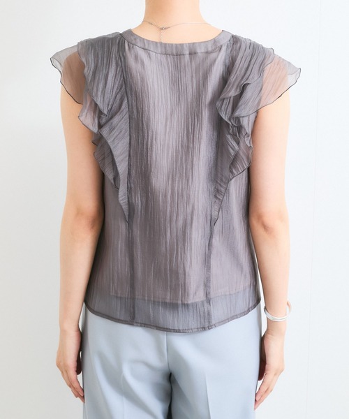 VIS（ビス）の「シアーラッフルフリルブラウス/通勤対応（シャツ/ブラウス・レディース・チャコールグレー/ピンク/ベージュ・FREE）」の4枚目の写真