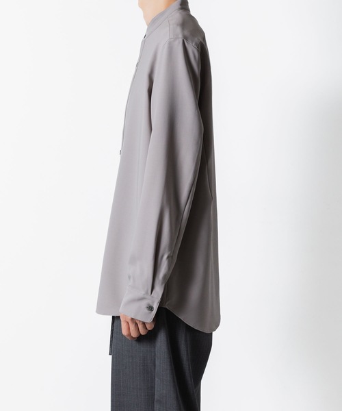 ATTACHMENT(アタッチメント)の「PE コンパクトツイル バンドカラー ドレスシャツ / PE COMPACT TWILL BAND COLLAR DRESS SHIRT(シャツ/ブラウス・メンズ・グレー系/ブラック/ネイビー/ホワイト・3/2/1)」の7枚目の写真