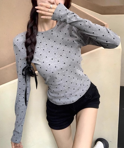 HALEY PESCA（ヘーリーペスカ）の「HALEY PESCA/ドット柄　カットソー 長袖（Tシャツ/カットソー・レディース・ホワイト/グレー・SMALL/MEDIUM）」の2枚目の写真