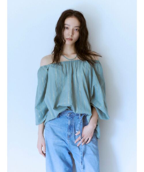 Ungrid（アングリッド）の「オフショルラメドビーハーフスリーブブラウス（シャツ/ブラウス・レディース・グリーン/オフホワイト/ブラック・FREE）」の17枚目の写真