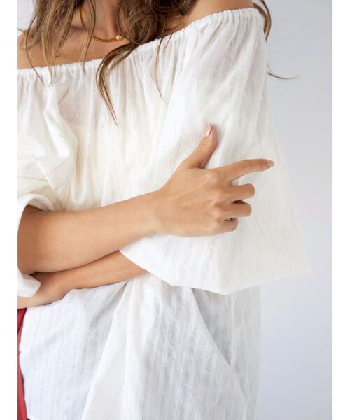 Ungrid（アングリッド）の「オフショルラメドビーハーフスリーブブラウス（シャツ/ブラウス・レディース・グリーン/オフホワイト/ブラック・FREE）」の20枚目の写真