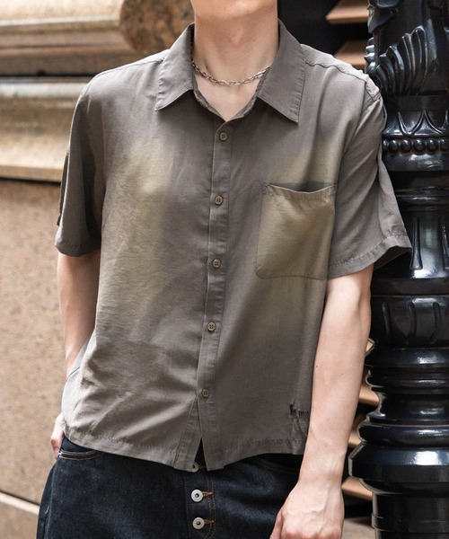 kutir(クティール)の「VINTAGELIKE RAYON CROPPED SHIRT/ヴィンテージライクレーヨンクロップドシャツ(シャツ/ブラウス・メンズ・ブラウン/グレー/ブラック・MEDIUM/LARGE)」の3枚目の写真