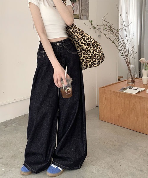 urge:(アージコロン )の「【URGE:】バギー デニム パンツ(デニムパンツ・レディース・ネイビー・SMALL/MEDIUM/LARGE/X-LARGE)」の5枚目の写真