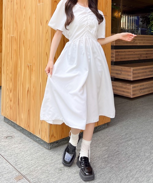 Mejoul（メジュール）の「バックリボンパフスリーブロングワンピース（ワンピース・レディース・ホワイト/ブラック・M）」の17枚目の写真