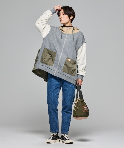 KRIFF MAYER Lady's Collection（クリフメイヤーレディースコレクション）の「【本体綿100％】異素材切替ざっくり裏毛ジャケット（パーカー・レディース・ベージュ/パープル/カラフル/ブラック/ナチュラル/グレー・MEDIUM/LARGE）」の8枚目の写真