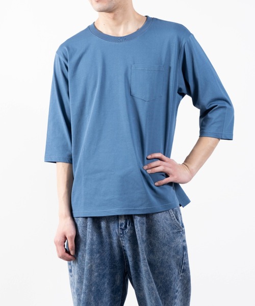 ARCHIVER(アーカイバ)の「【Sa】綿タッチプレーティング天竺 リラックスシルエット7分丈Tシャツ(Tシャツ/カットソー・メンズ・ブルー/ワイン/ブラウン・L/LL/M)」の2枚目の写真