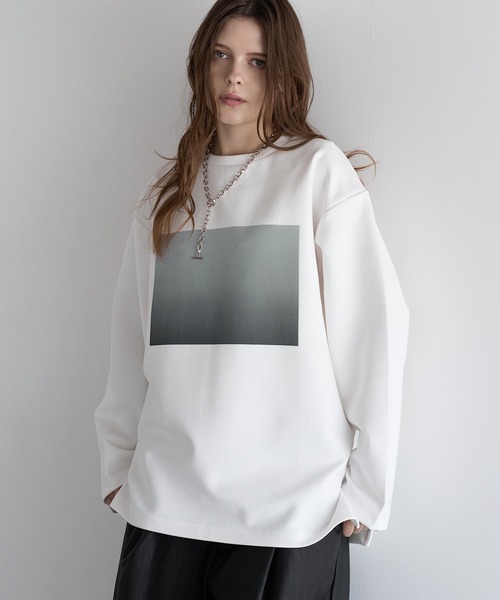 SOCCE(ソーシー)の「コットンポンチサイドスリットプリントロンT(Tシャツ/カットソー・メンズ・ホワイト系2/ブラック系1/ホワイト系1/ブラック系2・M/S/XL/L)」の2枚目の写真