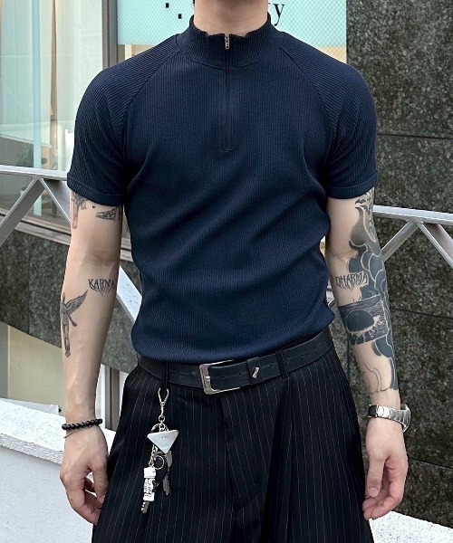 Chikashitsu＋】mockneck zip half sleeve t-shirt