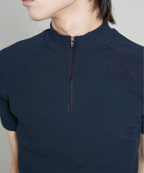 Chikashitsu +（チカシツプラス）の「【Chikashitsu +】mockneck zip half sleeve t-shirt / 【チカシツプラス】モックネックジップ半袖Tシャツ（Tシャツ/カットソー・メンズ・ブラック/グレー/ネイビー・ONE SIZE）」の16枚目の写真