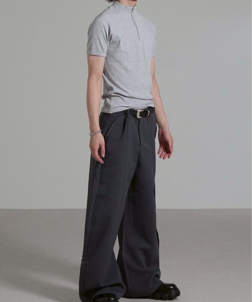 Chikashitsu +(チカシツプラス)の「【Chikashitsu +】mockneck zip half sleeve t-shirt / 【チカシツプラス】モックネックジップ半袖Tシャツ(Tシャツ/カットソー・メンズ・ブラック/グレー/ネイビー・ONE SIZE)」の22枚目の写真