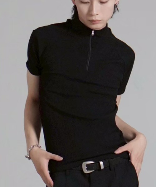 Chikashitsu +(チカシツプラス)の「【Chikashitsu +】mockneck zip half sleeve t-shirt / 【チカシツプラス】モックネックジップ半袖Tシャツ(Tシャツ/カットソー・メンズ・ブラック/グレー/ネイビー・ONE SIZE)」の5枚目の写真