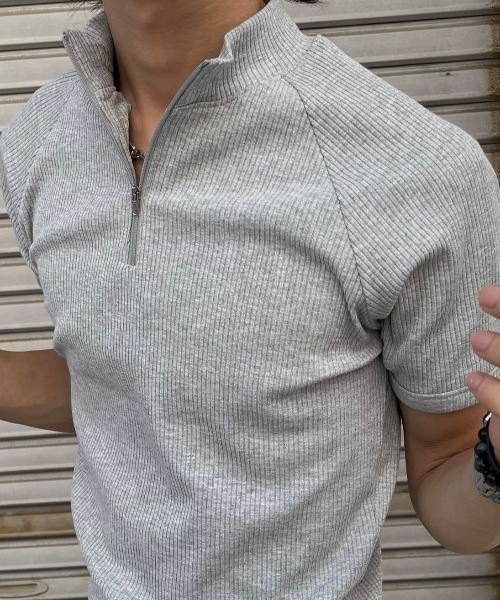 Chikashitsu +(チカシツプラス)の「【Chikashitsu +】mockneck zip half sleeve t-shirt / 【チカシツプラス】モックネックジップ半袖Tシャツ(Tシャツ/カットソー・メンズ・ブラック/グレー/ネイビー・ONE SIZE)」の17枚目の写真