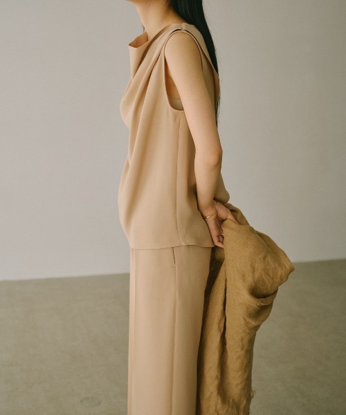 anuans(アニュアンス)の「トリアセテートリラックスパンツ(スラックス・レディース・ブラック/サックスブルー/ベージュ/ネイビー・SMALL/MEDIUM)」の14枚目の写真