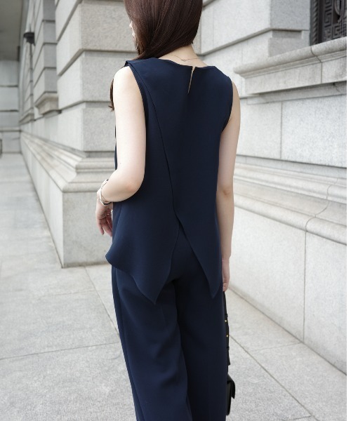 anuans(アニュアンス)の「トリアセテートリラックスパンツ(スラックス・レディース・ブラック/サックスブルー/ベージュ/ネイビー・SMALL/MEDIUM)」の22枚目の写真