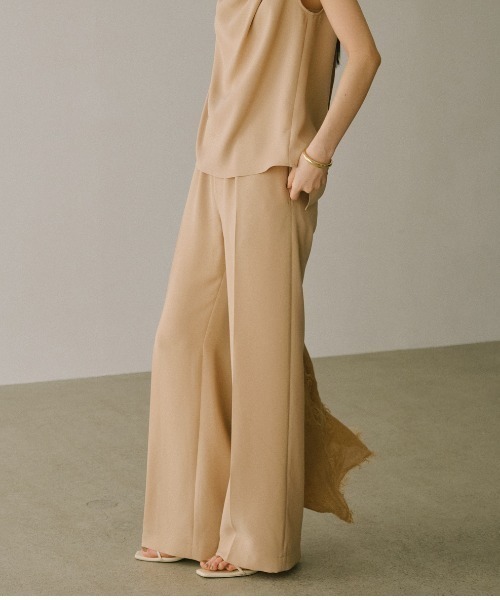 anuans(アニュアンス)の「トリアセテートリラックスパンツ(スラックス・レディース・ブラック/サックスブルー/ベージュ/ネイビー・SMALL/MEDIUM)」の5枚目の写真