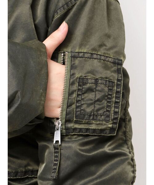 GYDA(ジェイダ)の「pigment processed hoodieブルゾン(ブルゾン・レディース・チャコールグレー/カーキ・FREE)」の11枚目の写真