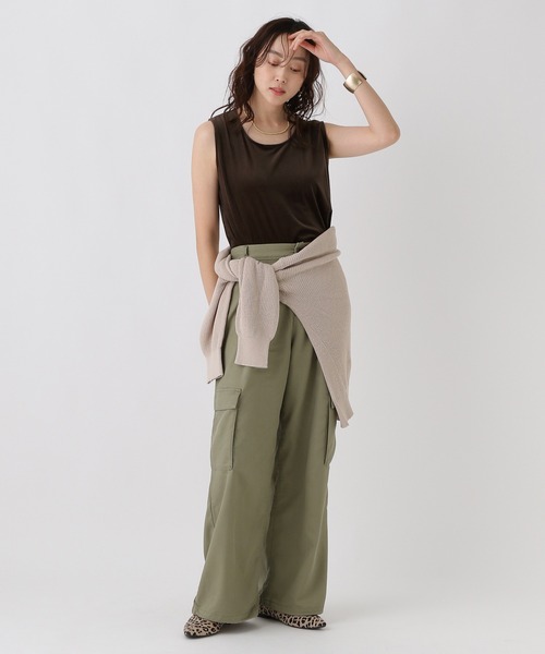 Elura（エルーラ）の「ベロアタンク/582313（タンクトップ・レディース・ダークブラウン/ブラック・FREE）」の13枚目の写真