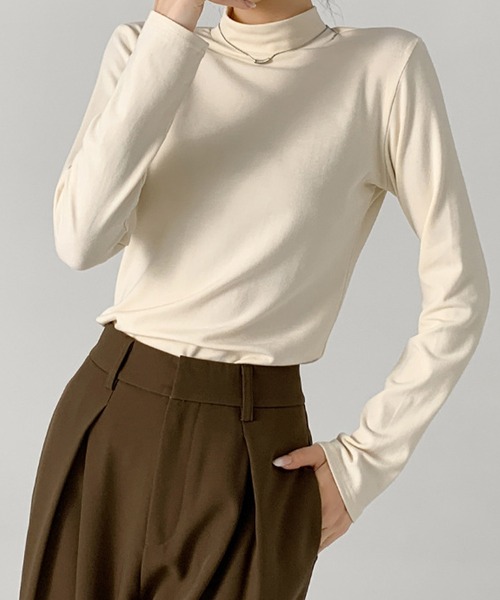 DAY CLOSET(デイ クローゼット)の「レディース 秋冬のきれいめコーデに。長袖ハイネックリブトップス(ニット/セーター・レディース・キナリ/ホワイト/ブラック/グレイッシュベージュ/ダークグレー・L/M)」の7枚目の写真