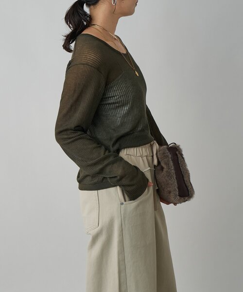 RIVE DROITE（リヴドロワ）の「【抜け感◎】シアーUネックニット（ニット/セーター・レディース・グレー/カーキ・FREE）」の14枚目の写真