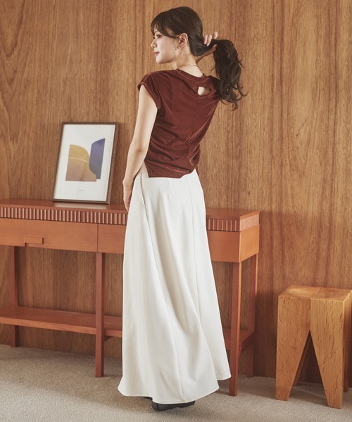 LAULEN（ローレン）の「velor side shirring tops /ベロアサイドシャーリングトップス（Tシャツ/カットソー・レディース・グレイッシュベージュ/ブラック/テラコッタ・FREE）」の19枚目の写真