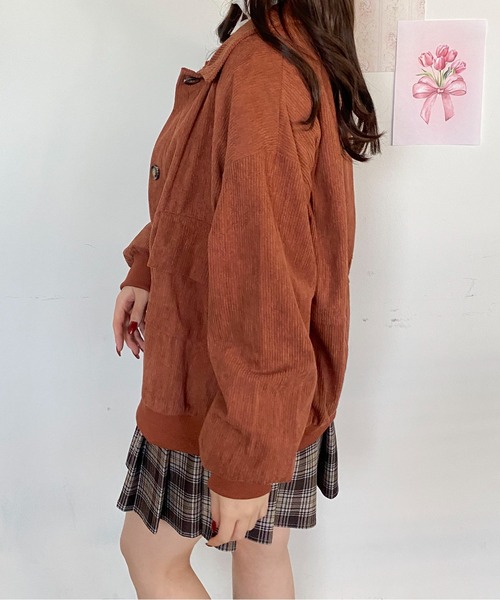 Mejoul（メジュール）の「ポケット付きオーバーサイズコーデュロイライトジャケット（ブルゾン・レディース・ピンク/ブラウン・M/L）」の10枚目の写真