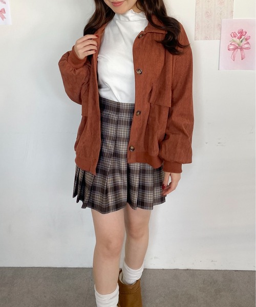 Mejoul（メジュール）の「ポケット付きオーバーサイズコーデュロイライトジャケット（ブルゾン・レディース・ピンク/ブラウン・M/L）」の9枚目の写真