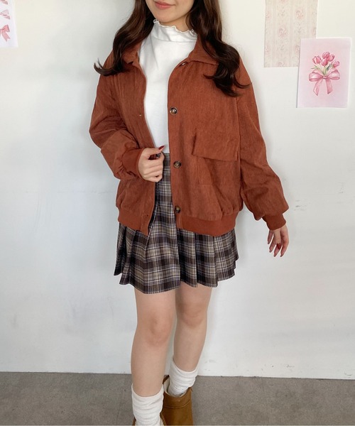 Mejoul（メジュール）の「ポケット付きオーバーサイズコーデュロイライトジャケット（ブルゾン・レディース・ピンク/ブラウン・M/L）」の8枚目の写真