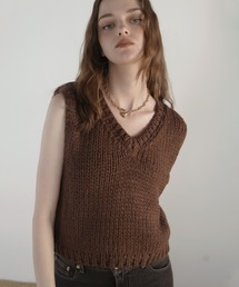 Mili affinity（ミリアフィニティー）の「ロービングVネックニットベスト（ニット/セーター）」