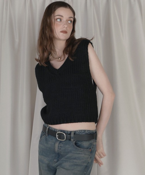 Mili affinity（ミリアフィニティー）の「ロービングVネックニットベスト（ニット/セーター・レディース・アイボリー/ブラック/チャコール/ブラウン・FREE）」の5枚目の写真