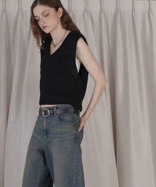 Mili affinity（ミリアフィニティー）の「ロービングVネックニットベスト（ニット/セーター・レディース・アイボリー/ブラック/チャコール/ブラウン・FREE）」の12枚目の写真