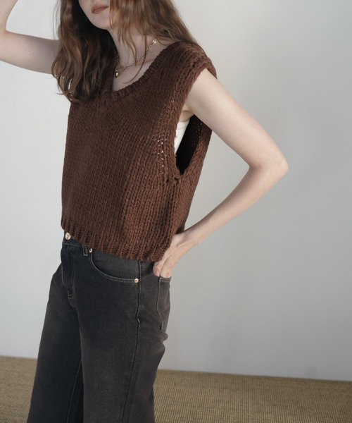 Mili affinity（ミリアフィニティー）の「ロービングVネックニットベスト（ニット/セーター・レディース・アイボリー/ブラック/チャコール/ブラウン・FREE）」の18枚目の写真