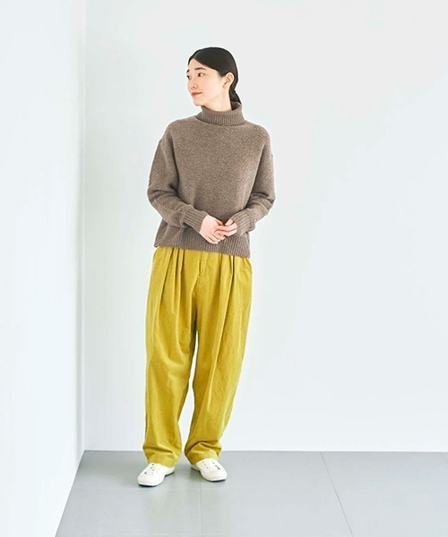 HAU(ハウ)の「パンツ ovel / velvet(その他パンツ・レディース・イエロー/グレー/アイボリー・MEDIUM/SMALL)」の5枚目の写真