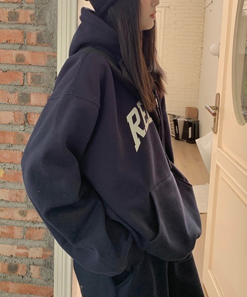 Teem Store(チームストア)の「レタリングオーバーサイズパーカー(パーカー・レディース・ブラウン/グレー/ネイビー/ライトグレー・M/L)」の15枚目の写真