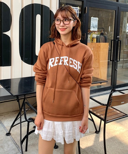Teem Store(チームストア)の「レタリングオーバーサイズパーカー(パーカー・レディース・ブラウン/グレー/ネイビー/ライトグレー・M/L)」の21枚目の写真