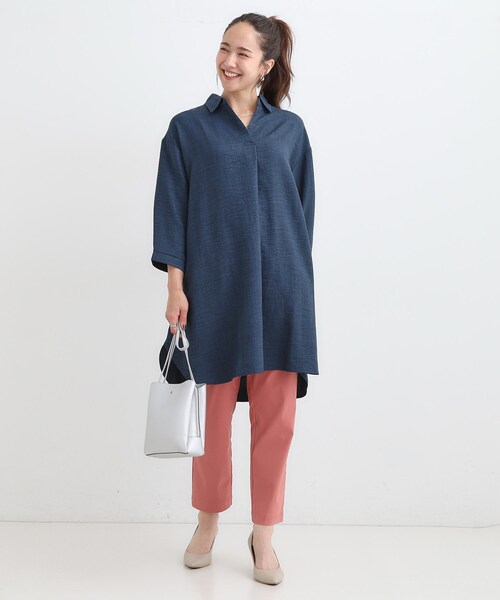 SHOO・LA・RUE(シューラルー)の「【S-LL/体型カバー】さらっとしたタッチが魅力 デニムライクチュニック(チュニック・レディース・ブルー系その他/ブルー・01/04/03/02)」の9枚目の写真