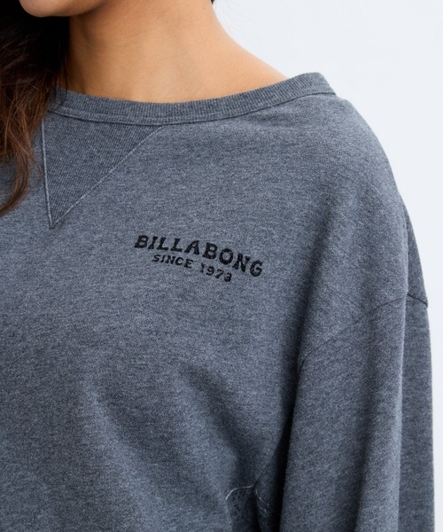 BILLABONG(ビラボン)の「BILLABONG レディース BOAT NECK LOOSE CROP トレーナー 【LOOSE CROPPED】【2025年秋冬モデル】/ビラボンロゴバックプリントサイド切り替えドロップショルダースウェットトレーナー(スウェット・レディース・グレー/アイボリー/スミクロ・MEDIUM/LARGE)」の14枚目の写真
