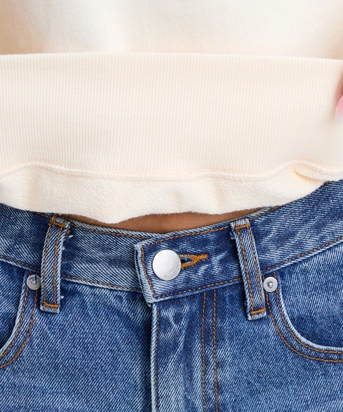 BILLABONG(ビラボン)の「BILLABONG レディース BOAT NECK LOOSE CROP トレーナー 【LOOSE CROPPED】【2025年秋冬モデル】/ビラボンロゴバックプリントサイド切り替えドロップショルダースウェットトレーナー(スウェット・レディース・グレー/アイボリー/スミクロ・MEDIUM/LARGE)」の10枚目の写真