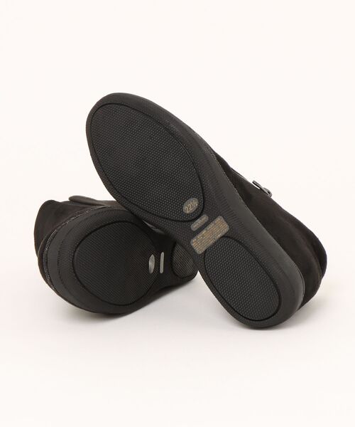 UnReef(アンリーフ)の「ジップアップインヒールスニーカー(スニーカー・レディース・ブラック・22.5cm/23.0cm/23.5cm/24.0cm/24.5cm)」の3枚目の写真