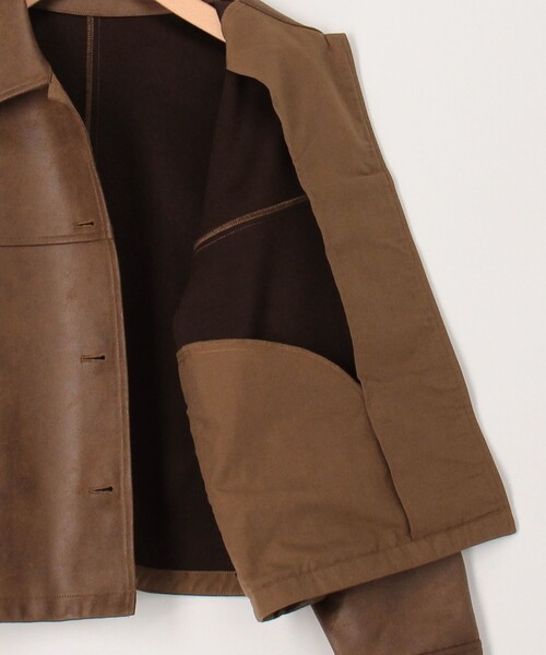 MICO COULIER（ミコクリエ）の「ストレッチレザージャケット（ブルゾン・レディース・キャメル/ブラウン・38）」の3枚目の写真