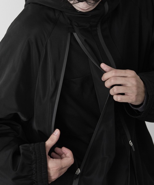 RUUBON(ルーボン)の「【RUUBON】 tech double zip hooded blouson / テックダブルジップフーデットブルゾン(ブルゾン・メンズ・ブラック・S/M/L)」の3枚目の写真