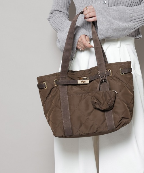 NANO universe(ナノユニバース)の「ミニバッグ付きキルティングトートバッグ(トートバッグ・レディース・ブラック/ブラウン・FREE)」の2枚目の写真