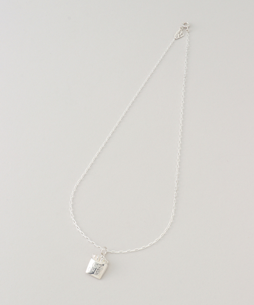 JOURNAL STANDARD（ジャーナルスタンダード）の「【Poly Things/ポリーシングス】 I Like Chips（ネックレス・レディース・シルバー・FREE）」の2枚目の写真