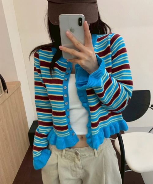 LYEON（リヨン）の「フリルヘムマルチボーダーニットカーディガン（カーディガン/ボレロ・レディース・ブルー/グレー・FREE）」の2枚目の写真