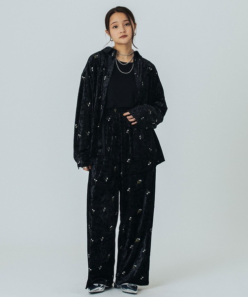 ROSE BUD（ローズバッド）の「EMBROIDERY VELOUR SHIRT（シャツ/ブラウス・レディース・ブラック/イエロー・ONE SIZE）」の11枚目の写真