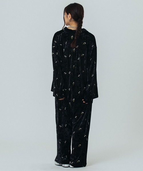 ROSE BUD（ローズバッド）の「EMBROIDERY VELOUR SHIRT（シャツ/ブラウス・レディース・ブラック/イエロー・ONE SIZE）」の13枚目の写真