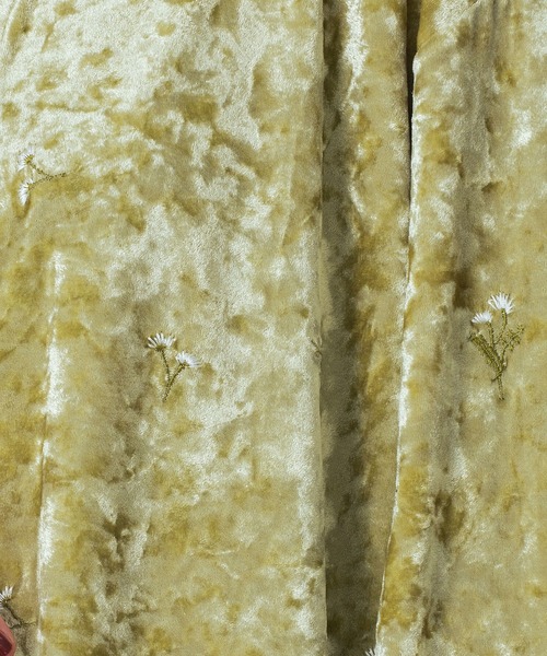 ROSE BUD（ローズバッド）の「EMBROIDERY VELOUR SHIRT（シャツ/ブラウス・レディース・ブラック/イエロー・ONE SIZE）」の3枚目の写真