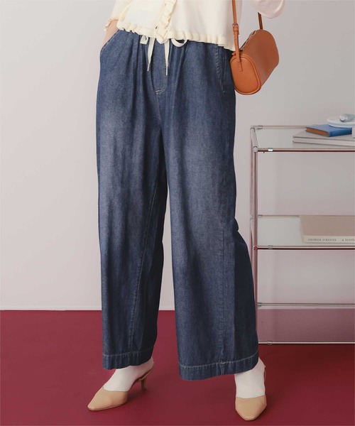 titivate(ティティベイト)の「イージーワイドデニムパンツ(デニムパンツ・レディース・ブルー/ライトグレー/インディゴブルー・L/M/S)」の3枚目の写真
